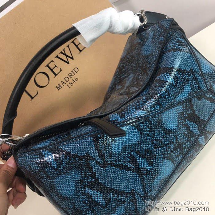 LOEWE羅意威 蛇紋 原單品質 火遍全世界熱銷款 puzzle bag 手提肩背包 6605  jdl1202